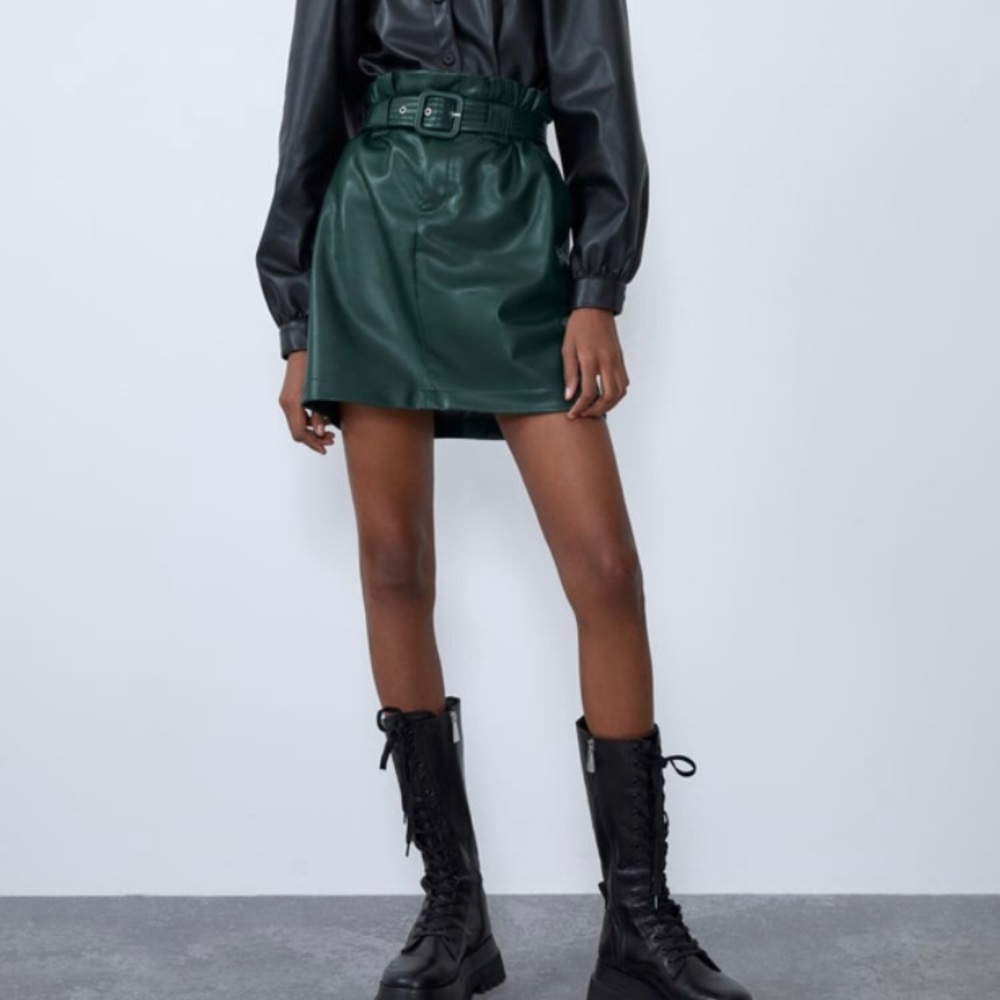 Belted faux leather skirt